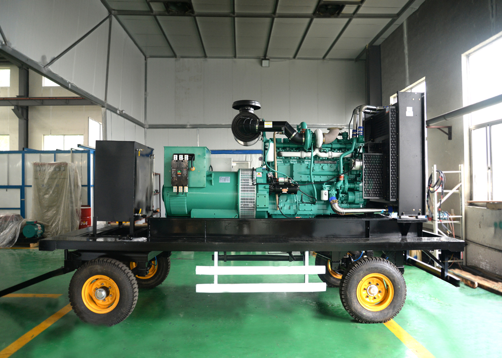 500kw康明斯星諾移動(dòng)拖車發(fā)電機(jī)組